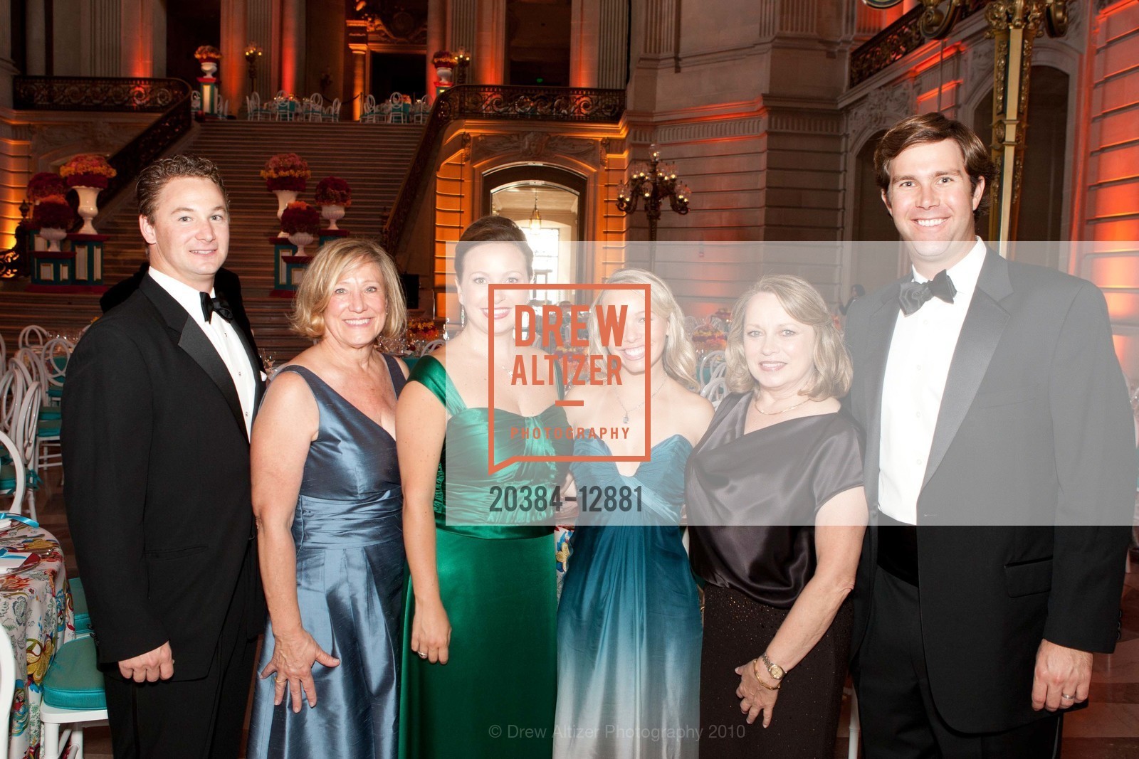 Scott Raymond, Gaye Raymond, Kristen Harper, Kathryn Harper Martin, Susan Harper, Bert Martin, Symphonix & Supper Club Opening Night Gala, US, September 8th, 2010, Photo #20384-12881 Scott Raymond, Gaye Raymond, Kristen Harper, Kathryn Harper Martin, Susan Harper, Bert Martin, Photo #20384-12881