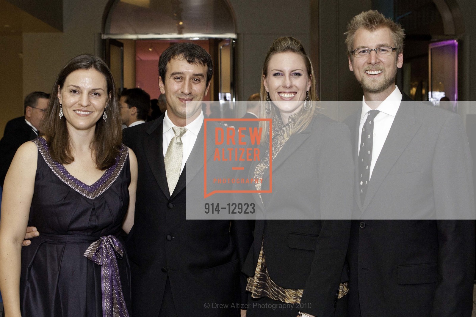 Gail Mohr, Stuart Mohr, Jessica Rink, Jack Wimberly, Photo #914-12923