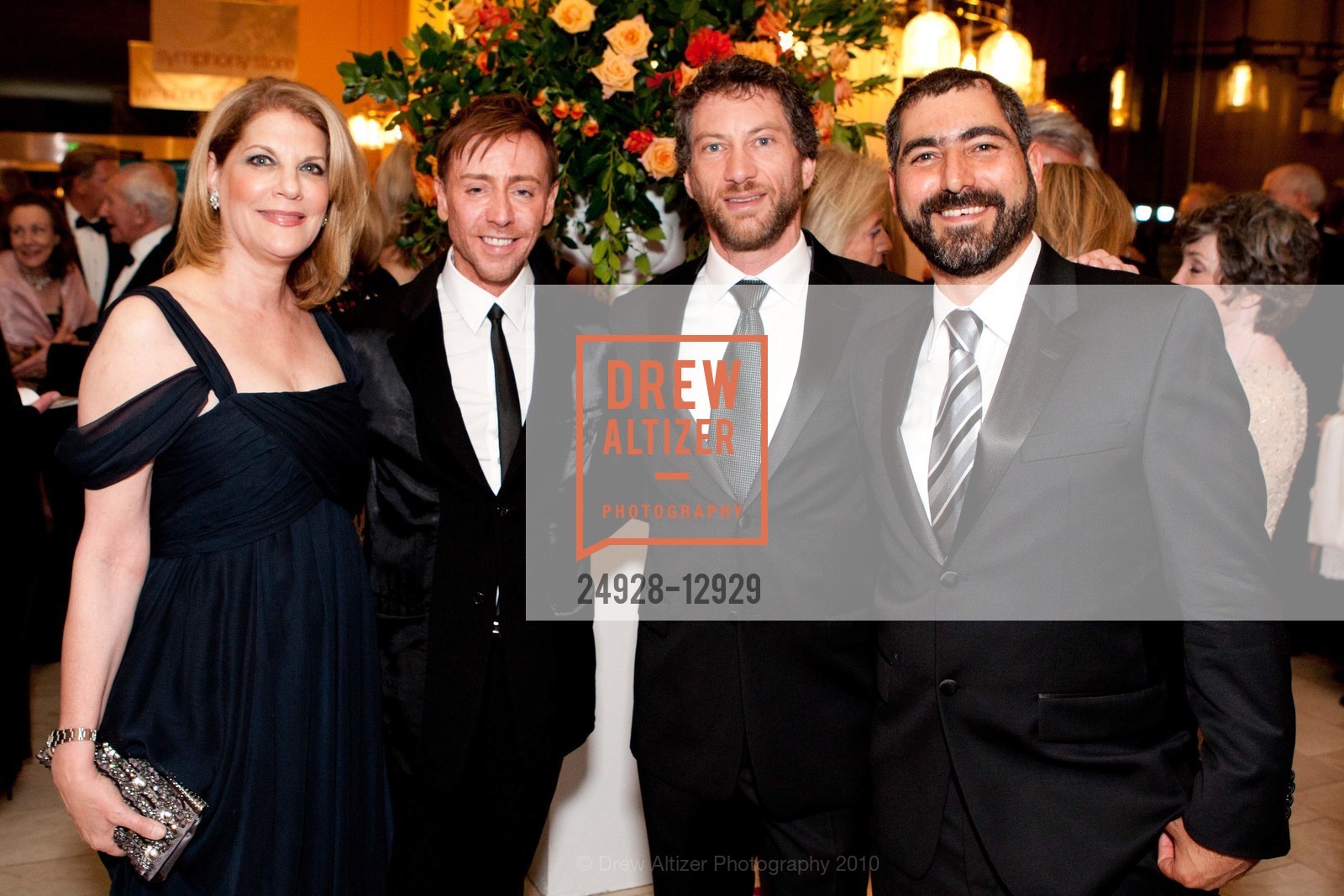 Linda Gordon, Mark Rhoades, David Schnur, Marke Bieschke, Symphony Patrons Opening Night Gala - Arrivals, Dinner and Intermission, US, September 8th, 2010, Photo #24928-12929 Linda Gordon, Mark Rhoades, David Schnur, Marke Bieschke, Photo #24928-12929