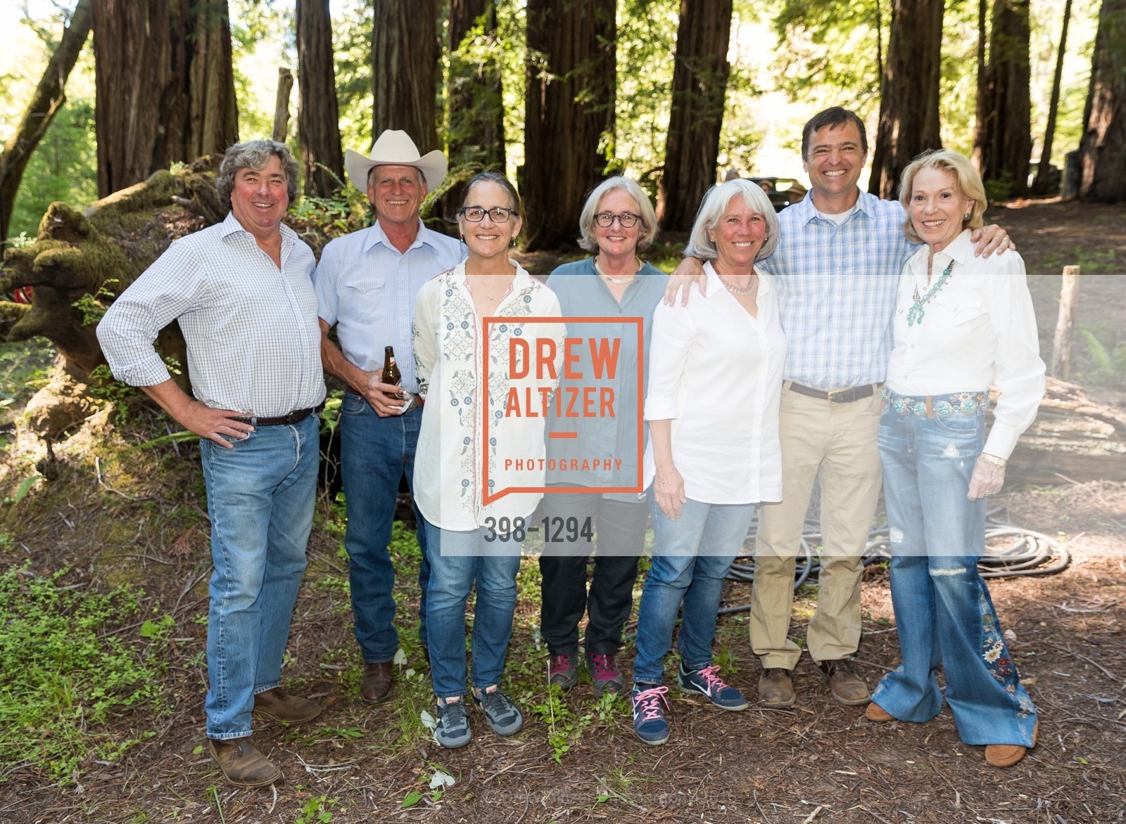 Justin Faggioli, Larry Mailliard, Jeanne Eliades, Melissa Harris, Sandy Donnell, Sam Hodder, Charlotte Shultz, Canopy Club Celebration: BBQ and Bluegrass Under the Redwoods, June 25th, 2016, Photo #398-1294 Justin Faggioli, Larry Mailliard, Jeanne Eliades, Melissa Harris, Sandy Donnell, Sam Hodder, Charlotte Shultz, Photo #398-1294