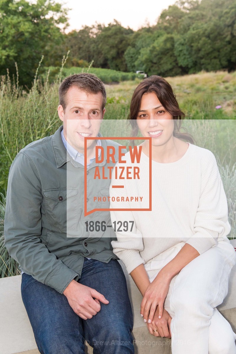 Jake Palmer, Michaela Conlin, Photo #1866-1297