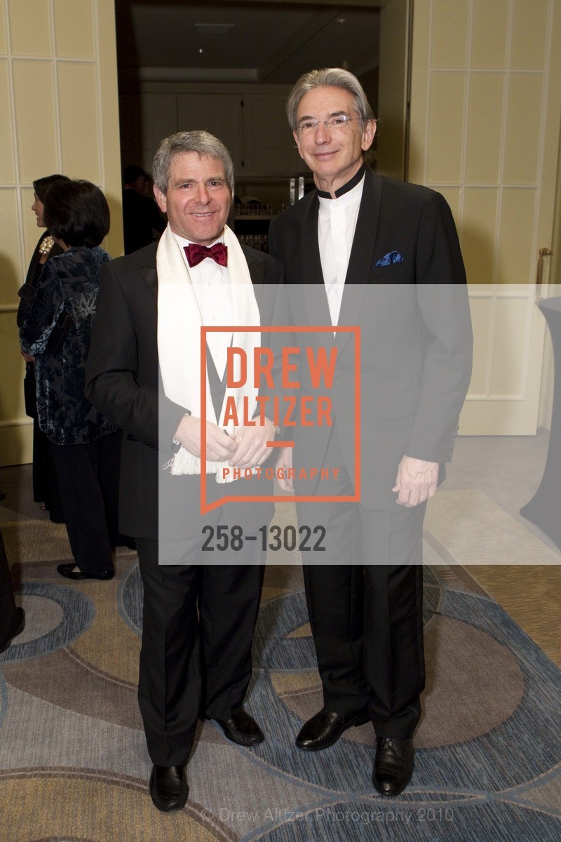 Joshua Robison, Michael Tilson Thomas, Photo #258-13022