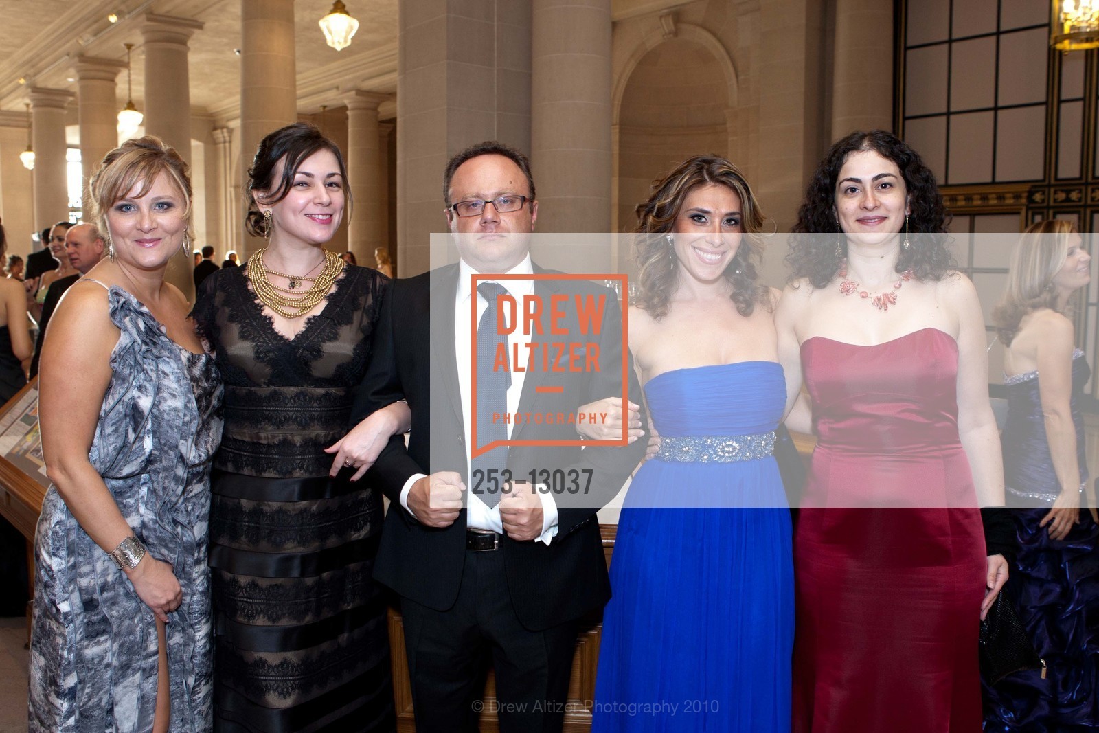 Ivetta Starikova, Alex Volchegursky, Maya Gertsikova, Jane Memenman, BRAVO! Club Opening Night Gala - Arrivals, Dinner and Intermissions, US, September 11th, 2010, Photo #253-13037 Ivetta Starikova, Alex Volchegursky, Maya Gertsikova, Jane Memenman, Photo #253-13037