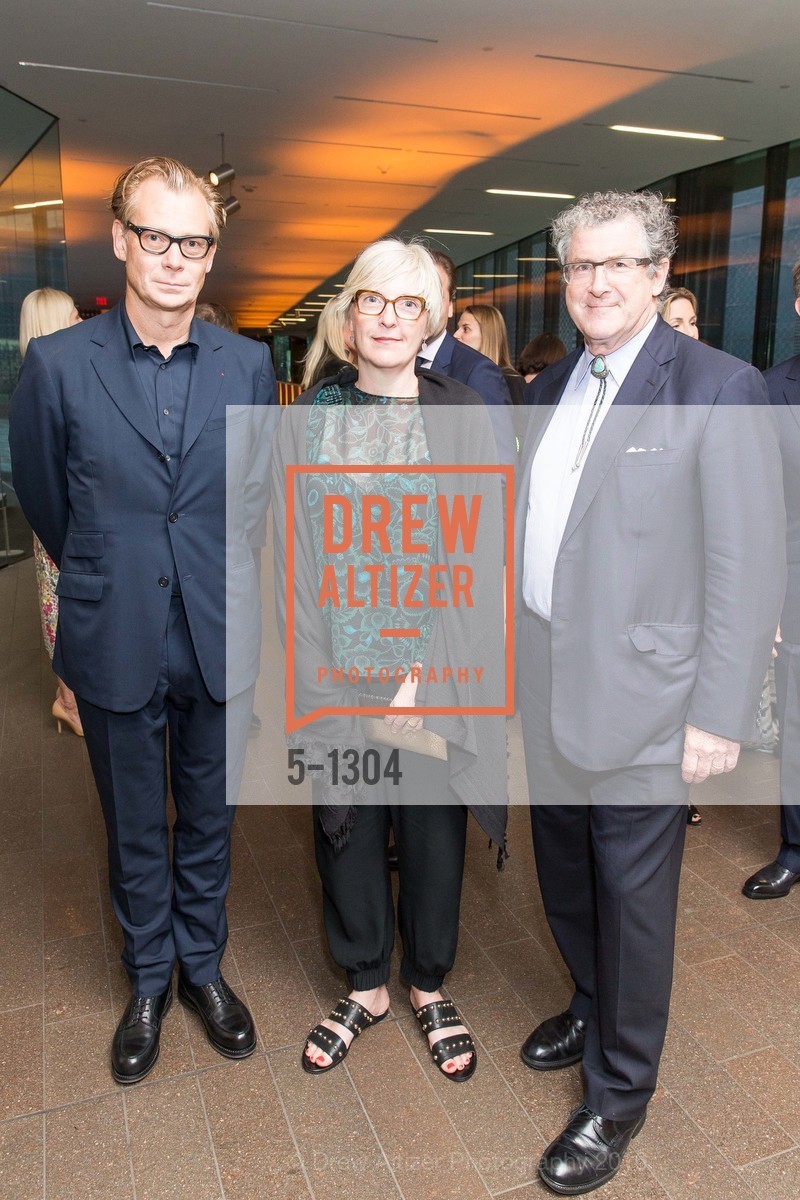 Philippe Vergne, Robert Lehrman, Helen Molesworth, Ed Ruscha and the Great American West Private Dinner, July 13th, 2016, Photo #5-1304 Philippe Vergne, Robert Lehrman, Helen Molesworth, Photo #5-1304