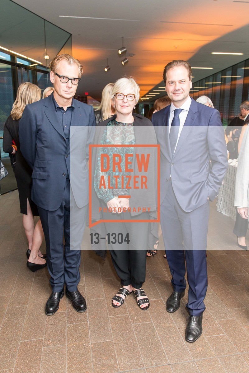 Philippe Vergne, Helen Molesworth, Max Hollein, Ed Ruscha and the Great American West Private Dinner, San Francisco, April 11th, 2018, Photo #13-1304 Philippe Vergne, Helen Molesworth, Max Hollein, Photo #13-1304
