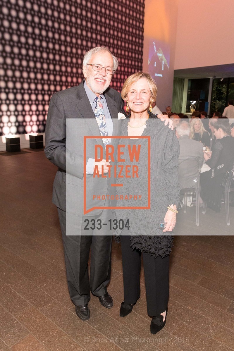 Richard Greenfield, Peggy Greenfield, Ed Ruscha and the Great American West Private Dinner, July 13th, 2016, Photo #233-1304 Richard Greenfield, Peggy Greenfield, Photo #233-1304