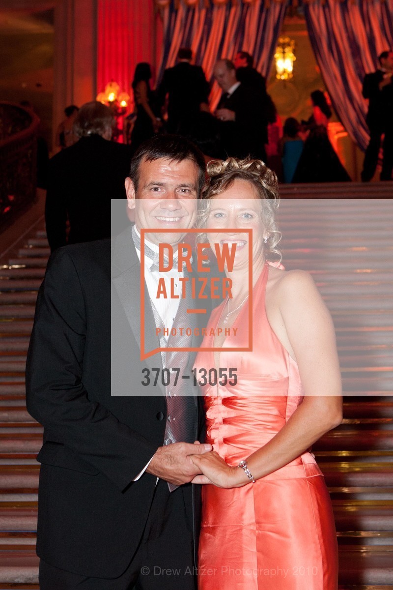 Steve Chesley, Jana Pitticova, SF Opera Opening Night Gala - After Party and Cast Dinner, US, September 11th, 2010, Photo #3707-13055 Steve Chesley, Jana Pitticova, Photo #3707-13055
