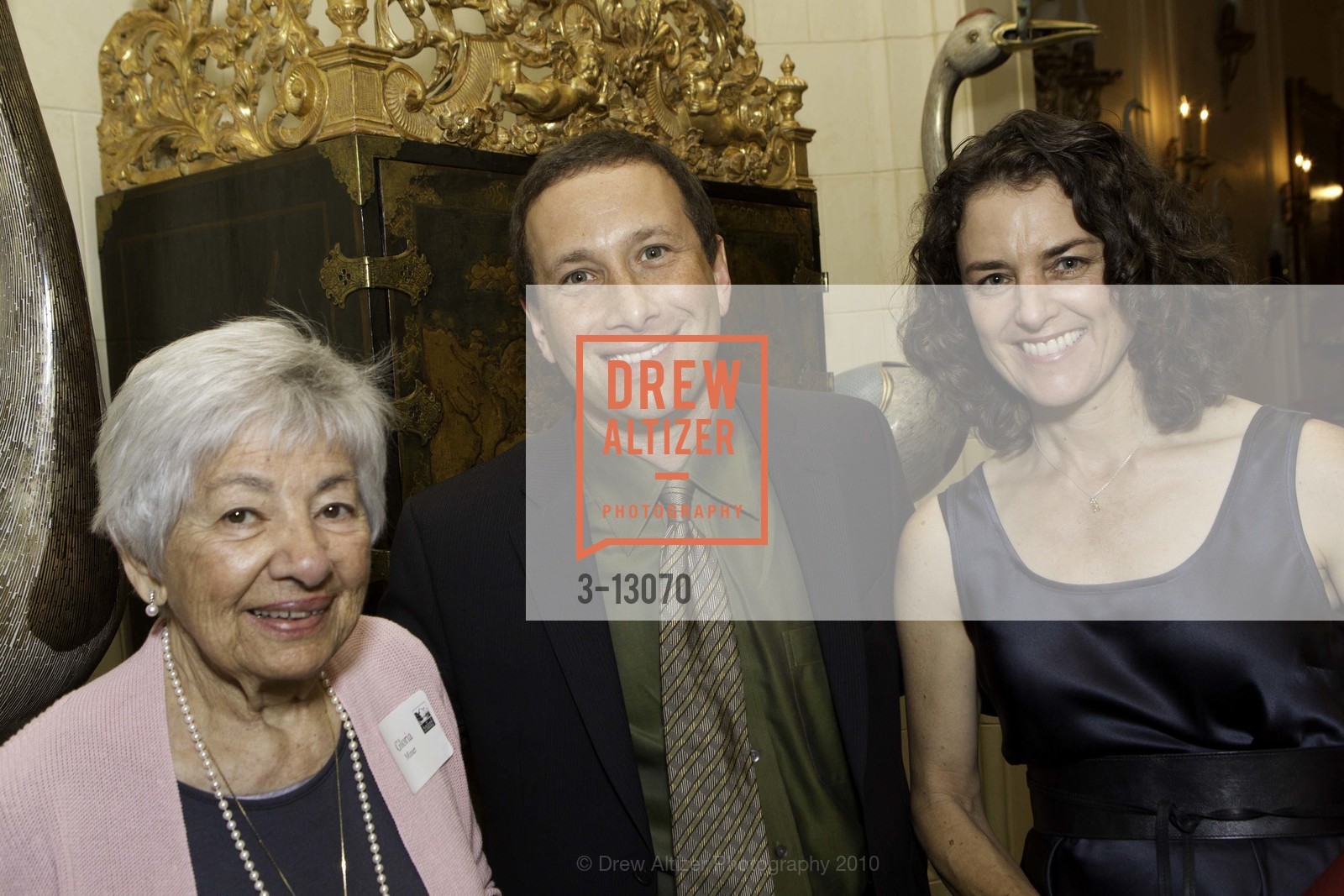 Gloria Miner, Tom Stone, Jennifer DeGolia, Getty-Walden Event, US, October 15th, 2010, Photo #3-13070 Gloria Miner, Tom Stone, Jennifer DeGolia, Photo #3-13070