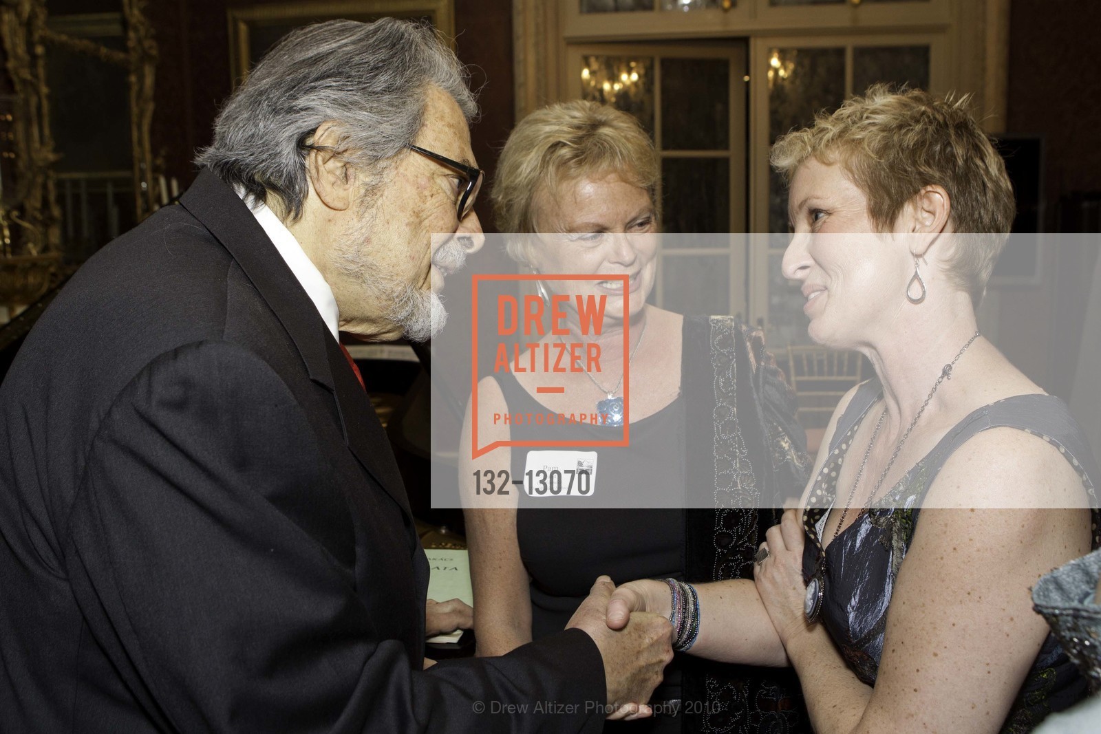 Leon Fleisher, Pam Quist, Teresa McCollough, Getty-Walden Event, US, October 15th, 2010, Photo #132-13070 Leon Fleisher, Pam Quist, Teresa McCollough, Photo #132-13070
