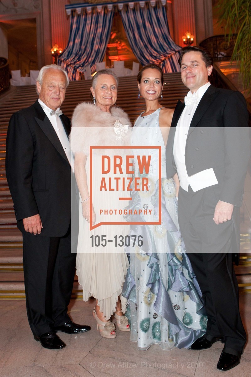 Tore Diskerud, Turid Diskerud, Charlot Malin, Gregory Malin, San Francisco Opera Opening Night Gala - Patrons Arrivals, Dinner and Intermissions, US, September 11th, 2010, Photo #105-13076 Tore Diskerud, Turid Diskerud, Charlot Malin, Gregory Malin, Photo #105-13076