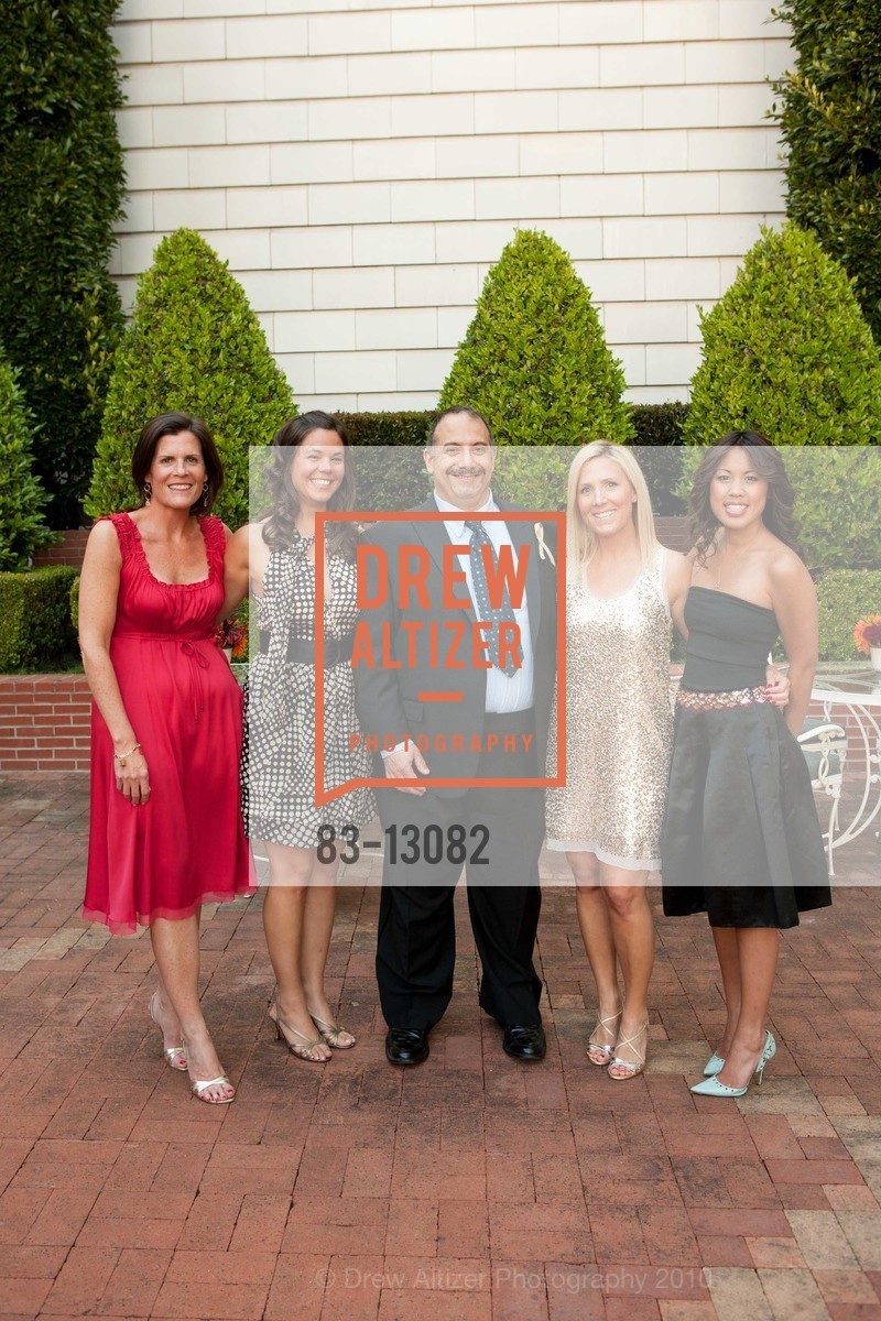 Mavie Mendelson, Frank Bitonte, Jen Munak, Heather Lum, The JUVENILE DIABETES RESEARCH FOUNDATION'S 2010 Hope Gala, US, May 2nd, 2010, Photo #83-13082 Mavie Mendelson, Frank Bitonte, Jen Munak, Heather Lum, Photo #83-13082