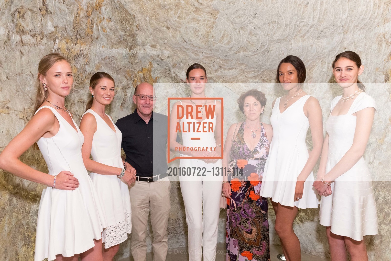 Models, William Gulland, Darcy Ellman, Festival Napa Valley: Bulgari Luncheon at Davis Estates, 4060 SILVERADO TRAIL, July 22nd, 2016, Photo #20160722-1311-114 Models, William Gulland, Darcy Ellman, Photo #20160722-1311-114