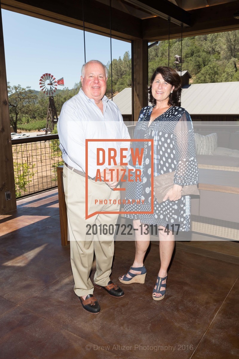 Mike Davis, Blakesley Chappellet, Festival Napa Valley: Bulgari Luncheon at Davis Estates, 4060 SILVERADO TRAIL, July 22nd, 2016, Photo #20160722-1311-417 Mike Davis, Blakesley Chappellet, Photo #20160722-1311-417
