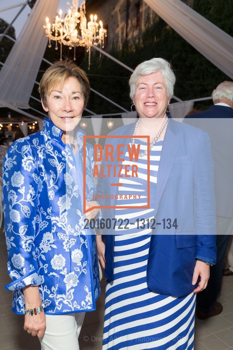 Eileen Crane, Leslie Berglund, Festival Napa Valley Patron Dinner at The Culinary Institute of America, 2555 Main Street, July 22nd, 2016, Photo #20160722-1312-134 Eileen Crane, Leslie Berglund, Photo #20160722-1312-134