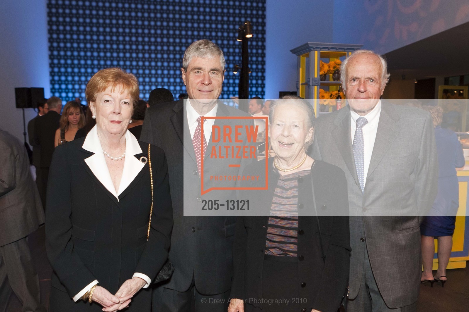 Jane Hickerson, Glen Hickerson, Joan Danforth, Damon Reich, Musee d'Orsay Donor's Gala at the DeYoung Museum, US, May 30th, 2010, Photo #205-13121 Jane Hickerson, Glen Hickerson, Joan Danforth, Damon Reich, Photo #205-13121