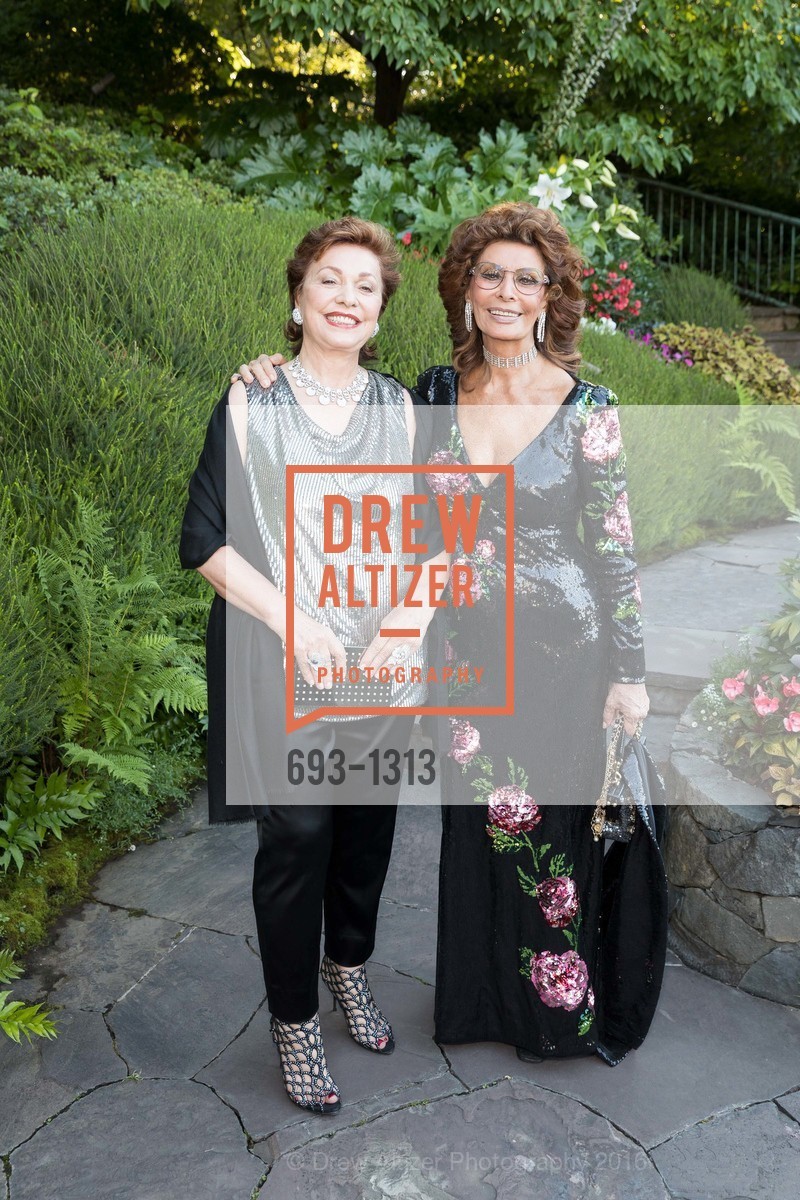 Maria Manetti Shrem, Sophia Loren, Festival Napa Valley Tribute to Margrit Mondavi at Far Niente, 1350 Acacia Dr, July 23rd, 2016, Photo #693-1313 Maria Manetti Shrem, Sophia Loren, Photo #693-1313