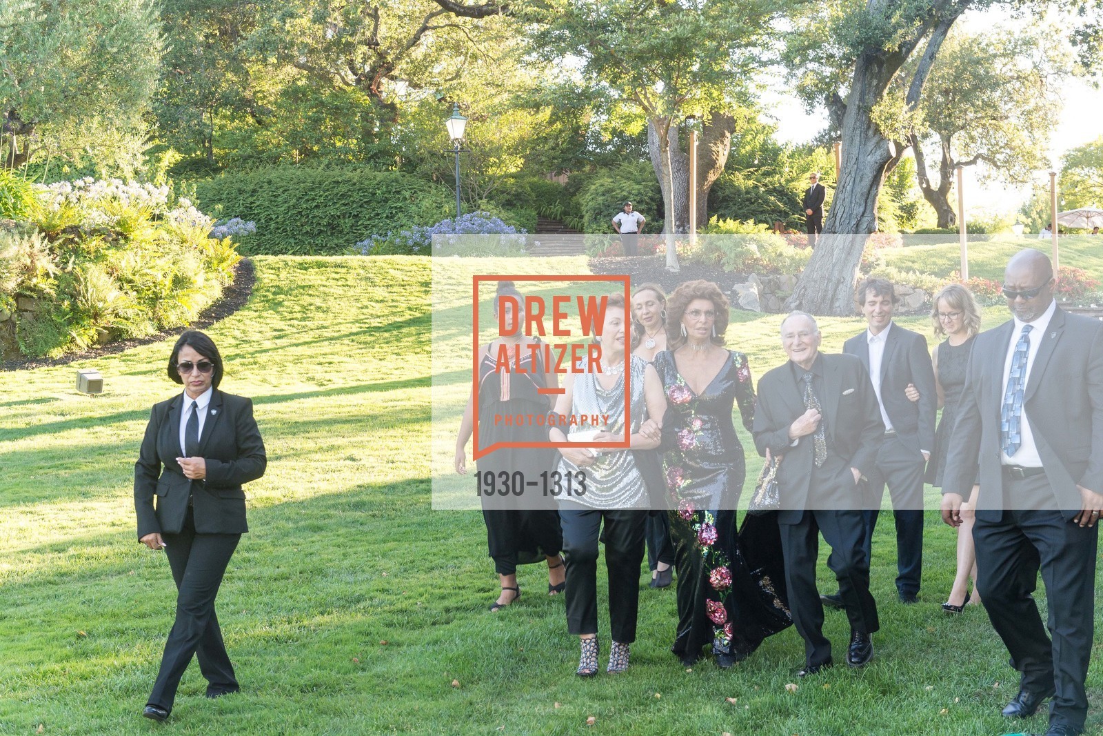 Maria Manetti Shrem, Sophia Loren, Jan Shrem, Festival Napa Valley Tribute to Margrit Mondavi at Far Niente, 1350 Acacia Dr, July 23rd, 2016, Photo #1930-1313 Maria Manetti Shrem, Sophia Loren, Jan Shrem, Photo #1930-1313