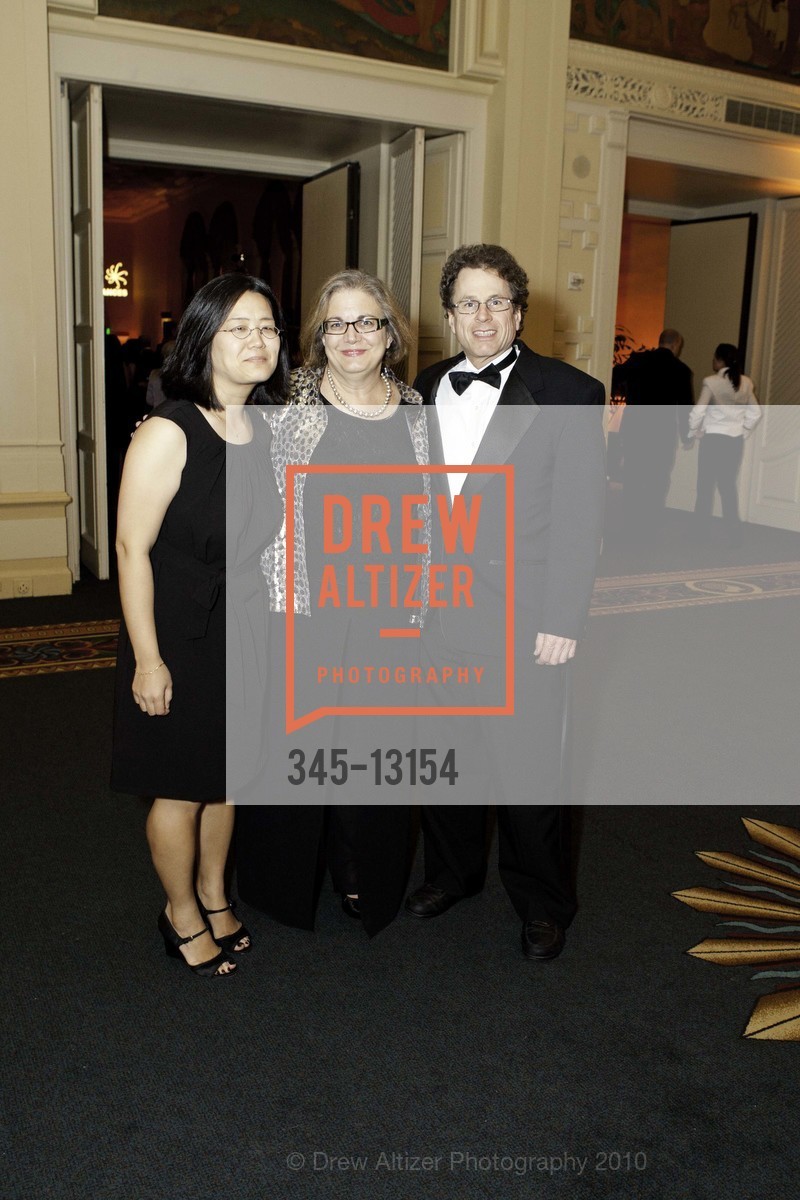 Christine Lim, Linda Liebschutz, Joseph Taylor, Photo #345-13154
