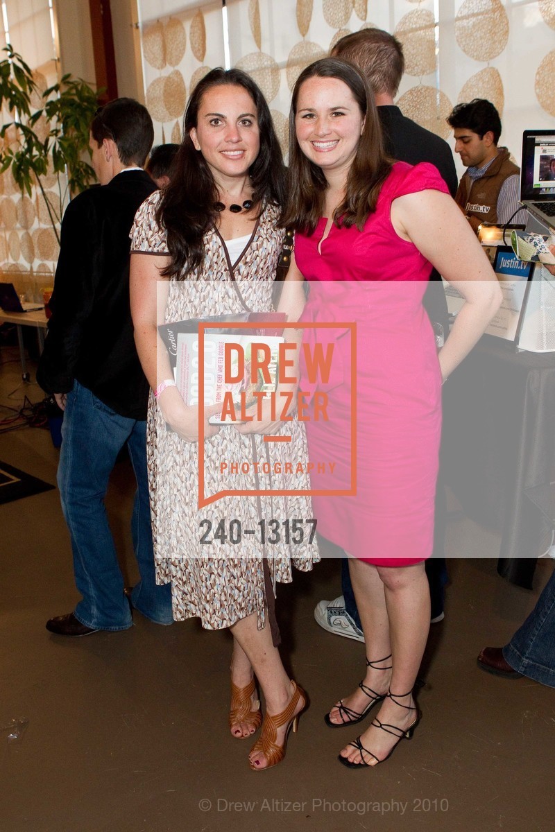 Samantha Sevekow, Kristen Leep, Photo #240-13157