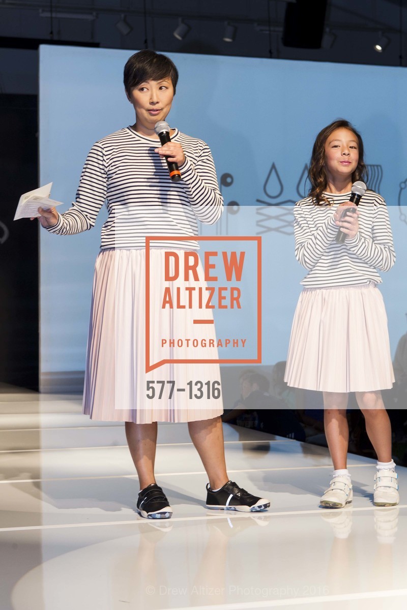 Amy Anderson, Aubrey Anderson-Emmons, Plae fall 2016 Fashion Show, Gallery 308 Fort Mason Center, July 15th, 2016, Photo #577-1316 Amy Anderson, Aubrey Anderson-Emmons, Photo #577-1316