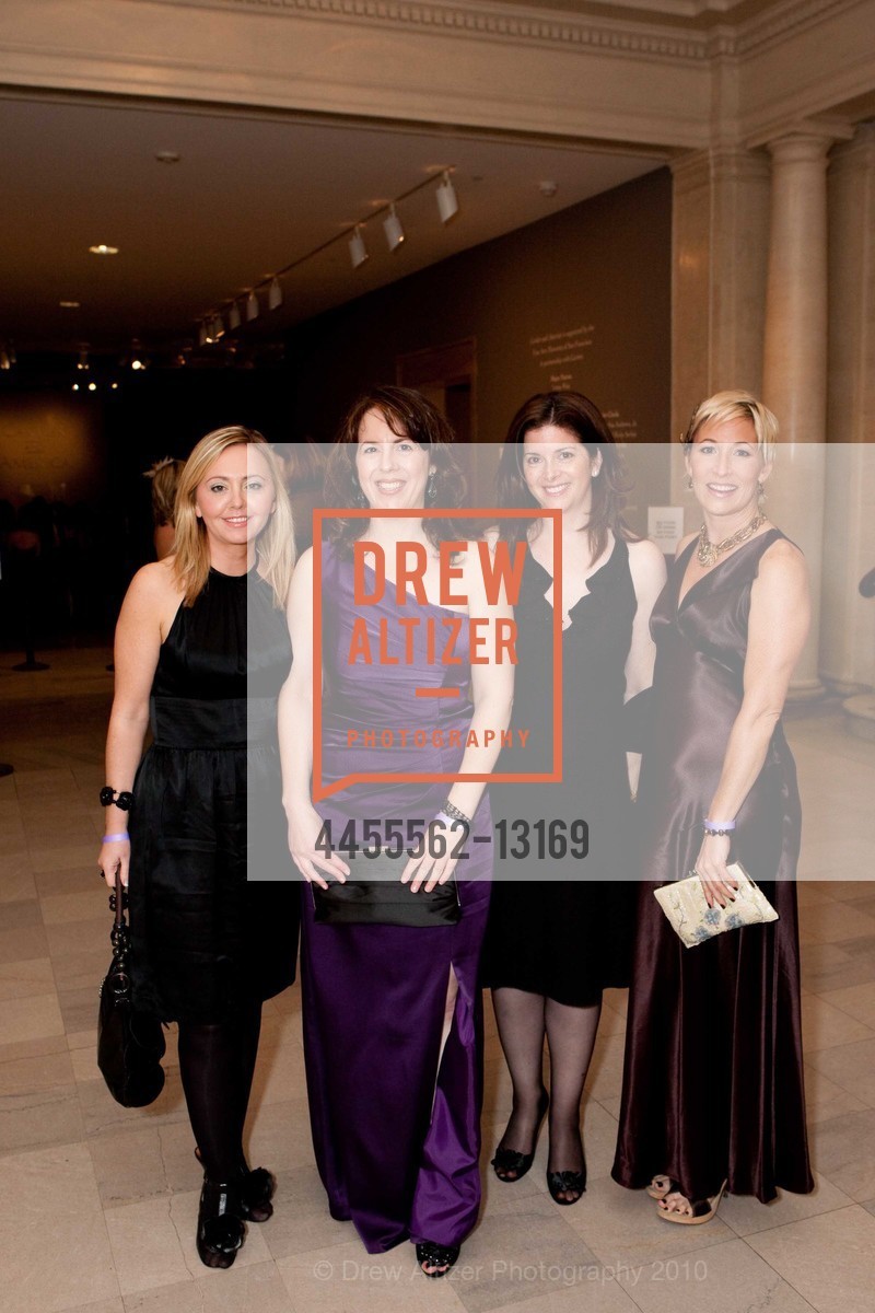 Samantha Murphy, Lisa Farrell, Andrea Duberry, ART POINT Celebrates CARTIER AND AMERICA At The Legion of Honor, US, January 10th, 2010, Photo #4455562-13169 Samantha Murphy, Lisa Farrell, Andrea Duberry, Photo #4455562-13169