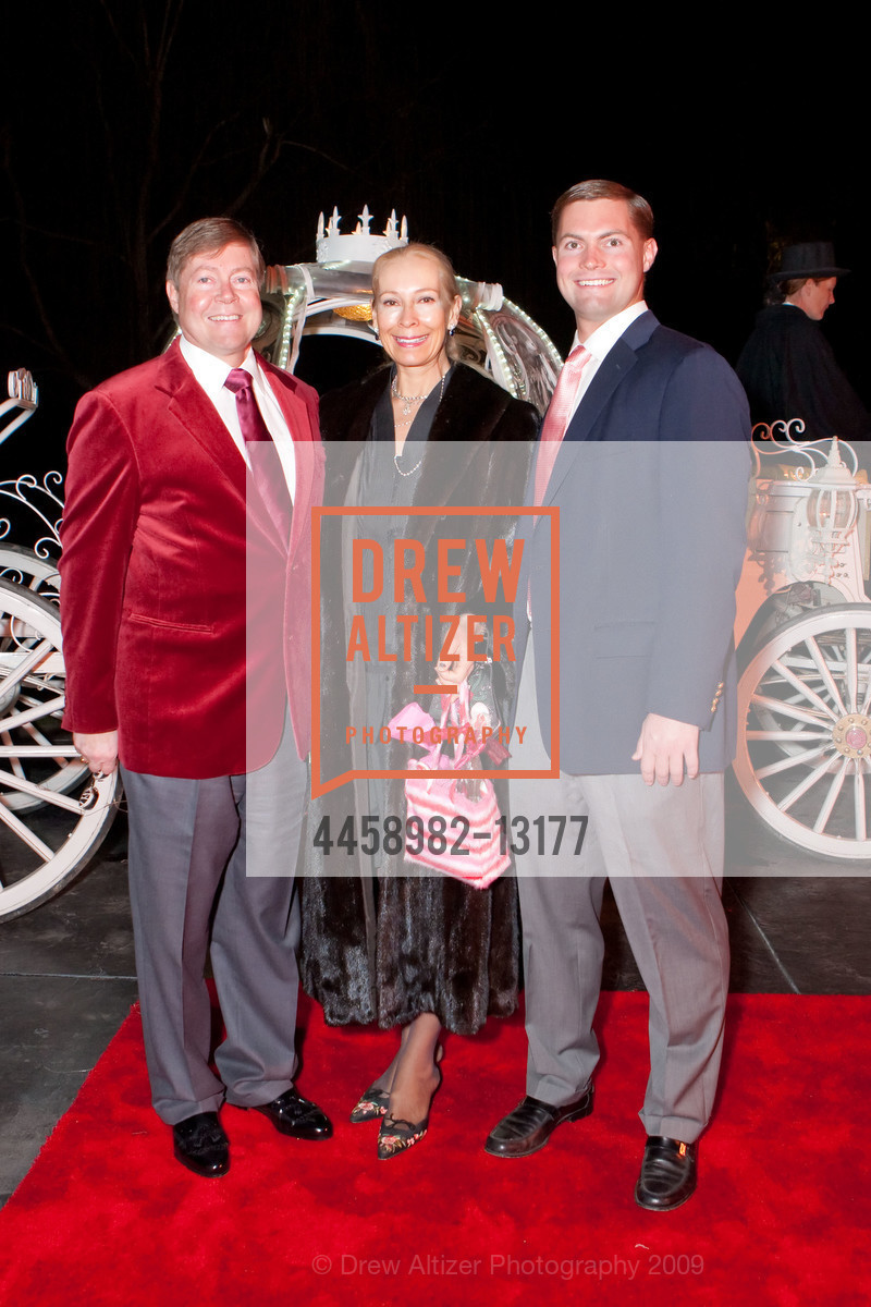 Norman Fogelsong, Jill Fogelsong, John Fogelsong, Manus Salzman Valentines Gala, US, February 9th, 2009, Photo #4458982-13177 Norman Fogelsong, Jill Fogelsong, John Fogelsong, Photo #4458982-13177
