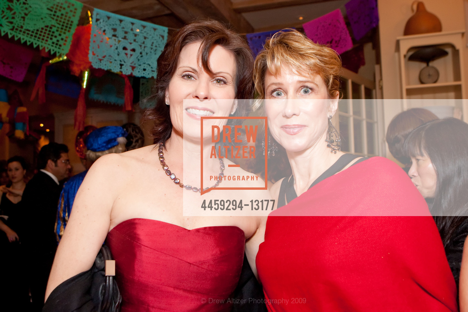 Ann Churukian, Amy Ladd, Manus Salzman Valentines Gala, US, February 9th, 2009, Photo #4459294-13177 Ann Churukian, Amy Ladd, Photo #4459294-13177