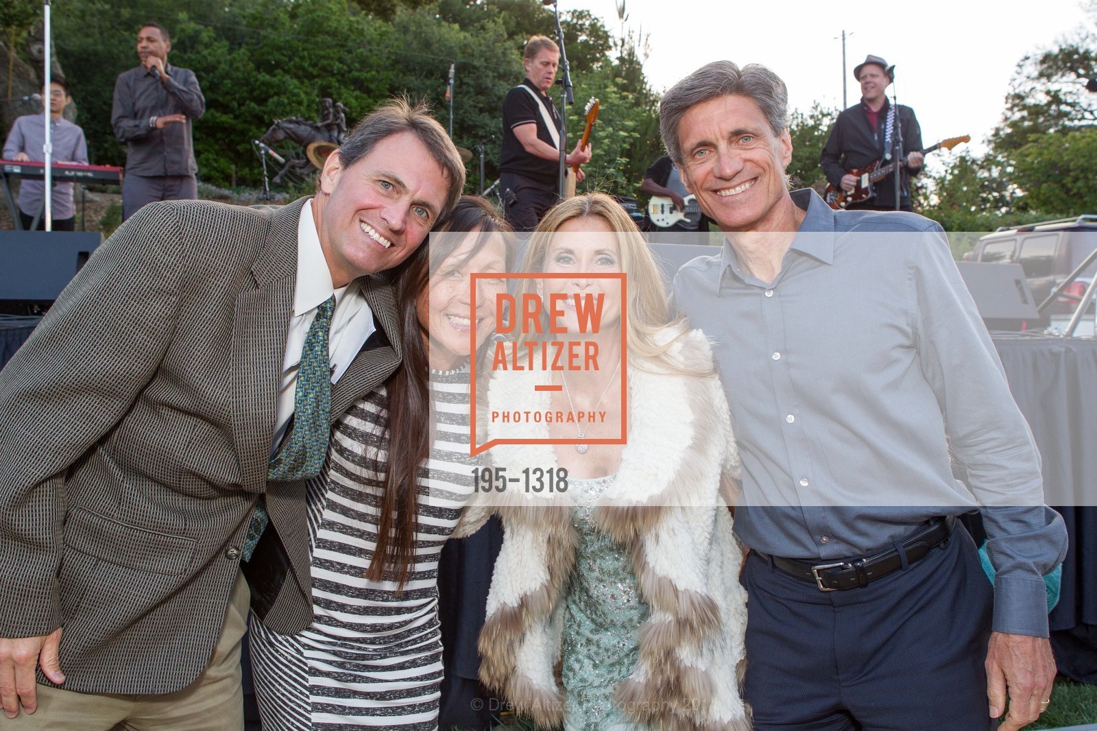 Laird Cagan, Anne Longo, Sherry Cagan, Frank Longo, Photo #195-1318