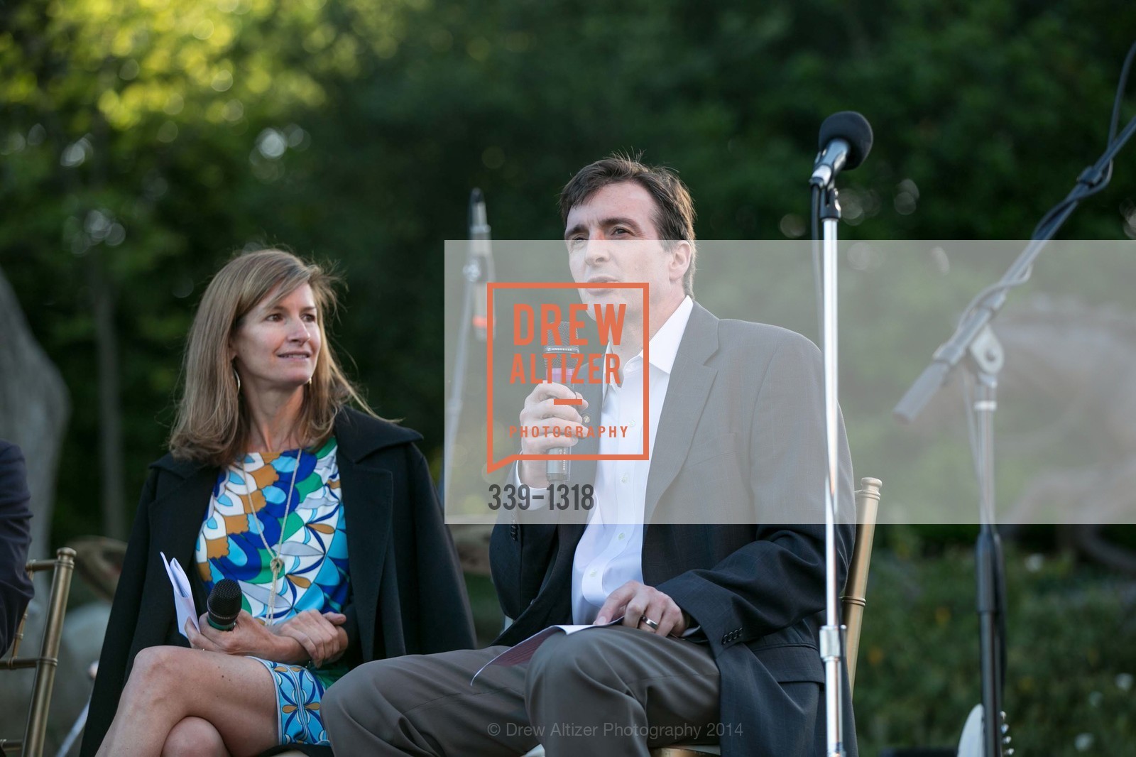 Carin Rollins, William Robinson, Bay Area Lyme Foundation's LymeAid 2014, Portola Valley, CA 94028, April 27th, 2014, Photo #339-1318 Carin Rollins, William Robinson, Photo #339-1318