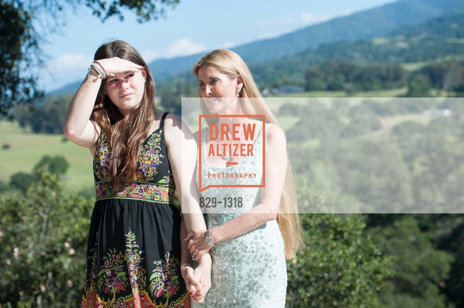 Scott Athearn, Camille Athearn, Isabel Athearn, Bronte Athearn, Abby Athearn, Bay Area Lyme Foundation's LymeAid 2014, Portola Valley, CA 94028, April 27th, 2014, Photo #829-1318 Scott Athearn, Camille Athearn, Isabel Athearn, Bronte Athearn, Abby Athearn, Photo #829-1318