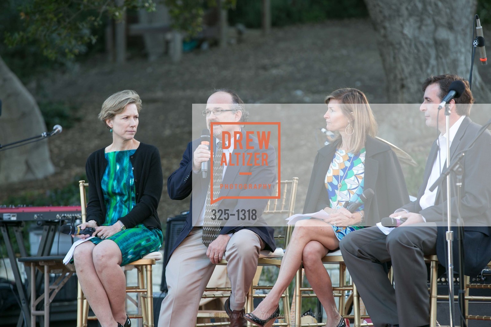 Wendy Adams, John Aucott, Carin Rollins, William Robinson, Bay Area Lyme Foundation's LymeAid 2014, Portola Valley, CA 94028, April 27th, 2014, Photo #325-1318 Wendy Adams, John Aucott, Carin Rollins, William Robinson, Photo #325-1318