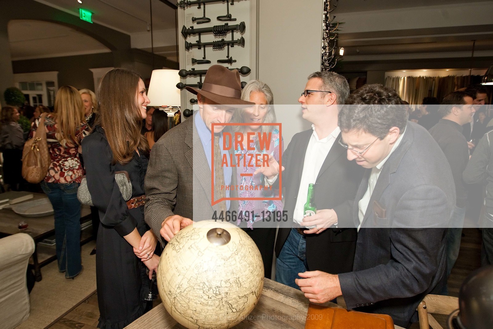 Christina Sears, Tom Oppenheimer, Anh Oppenheimer, Ian Sears, Paul Stein, RESTORATION HARDWARE And ARCHITECTURAL DIGEST Celebrate ReOpening in Corte Madera, US, October 15th, 2009, Photo #4466491-13195 Christina Sears, Tom Oppenheimer, Anh Oppenheimer, Ian Sears, Paul Stein, Photo #4466491-13195