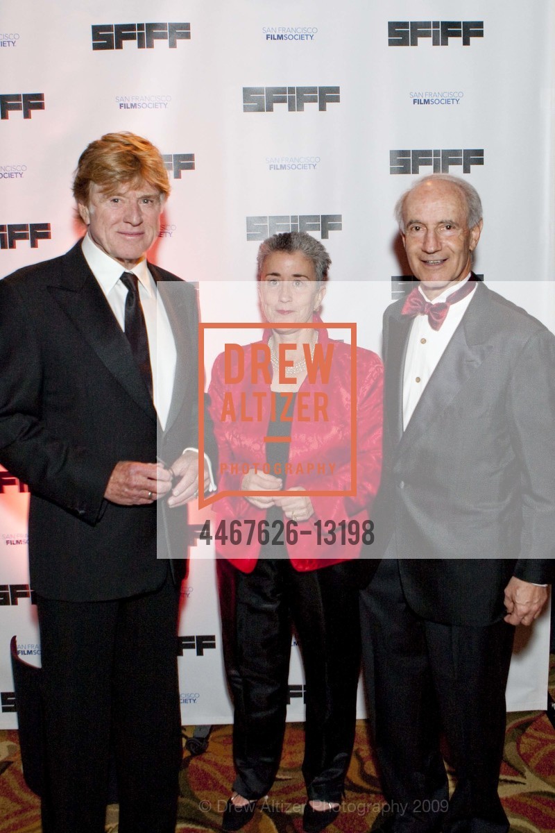 Robert Redford, Dana Shapiro, Gary Shapiro, SF INTERNATIONAL FILM FESTIVAL Awards Night Gala, US, May 1st, 2009, Photo #4467626-13198 Robert Redford, Dana Shapiro, Gary Shapiro, Photo #4467626-13198