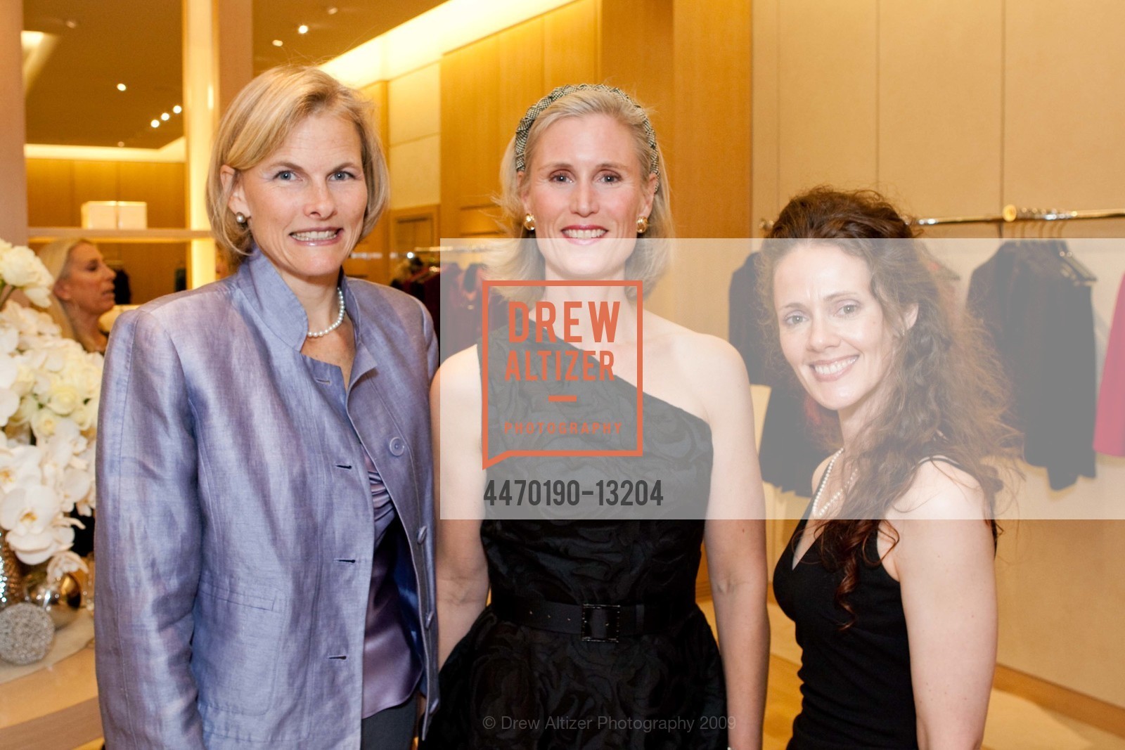 Karen Murphy, Alison Mauze, Ann Marie Fowler, SAN FRANCISCO BALLET'S Gala Kickoff Hosted By ST. JOHN BOUTIQUE, US, November 12th, 2009, Photo #4470190-13204 Karen Murphy, Alison Mauze, Ann Marie Fowler, Photo #4470190-13204