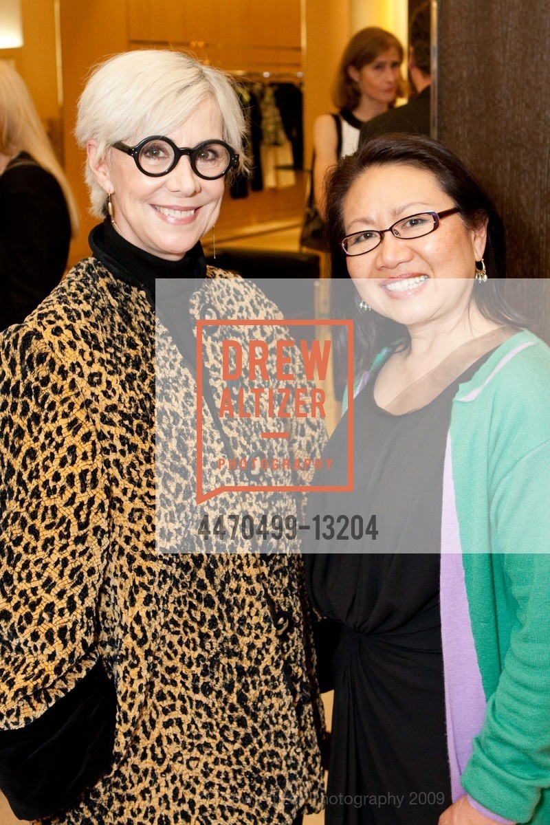 Donna Murray, Maria Wang-Horn, SAN FRANCISCO BALLET'S Gala Kickoff Hosted By ST. JOHN BOUTIQUE, US, November 12th, 2009, Photo #4470499-13204 Donna Murray, Maria Wang-Horn, Photo #4470499-13204