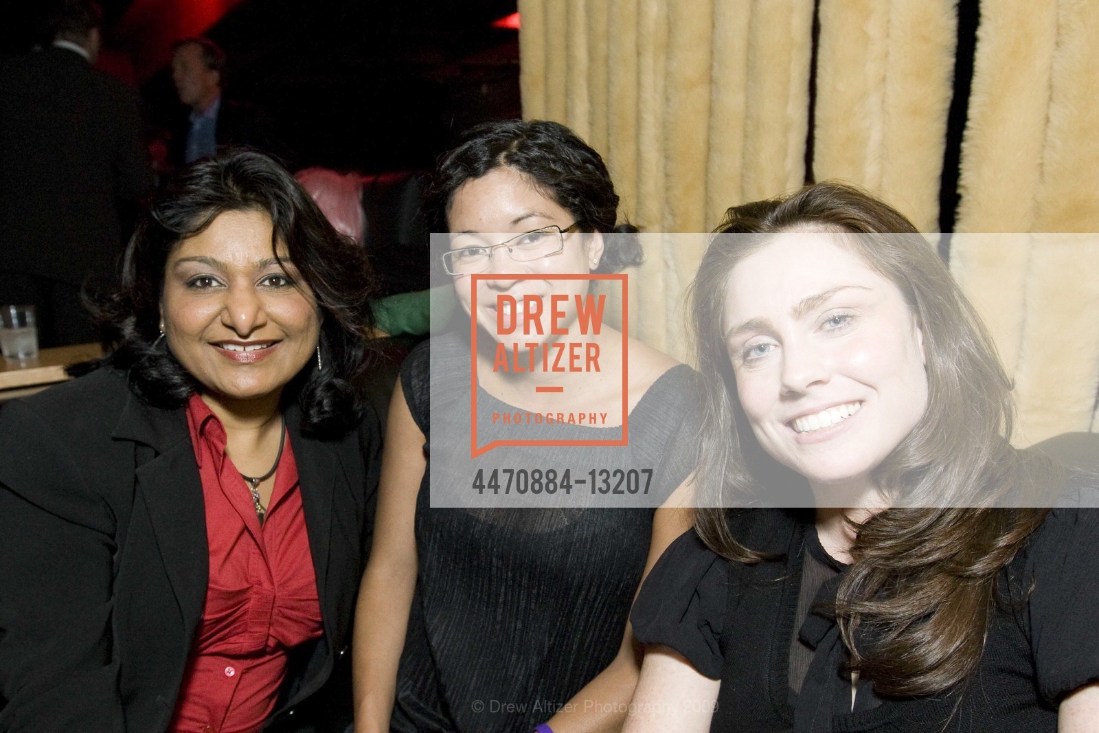 Sangeeta Narayan, Sara Williams, Chloe Sladden, STANDING OVATIONS 2009 Rockin' The Mint, US, June 5th, 2009, Photo #4470884-13207 Sangeeta Narayan, Sara Williams, Chloe Sladden, Photo #4470884-13207
