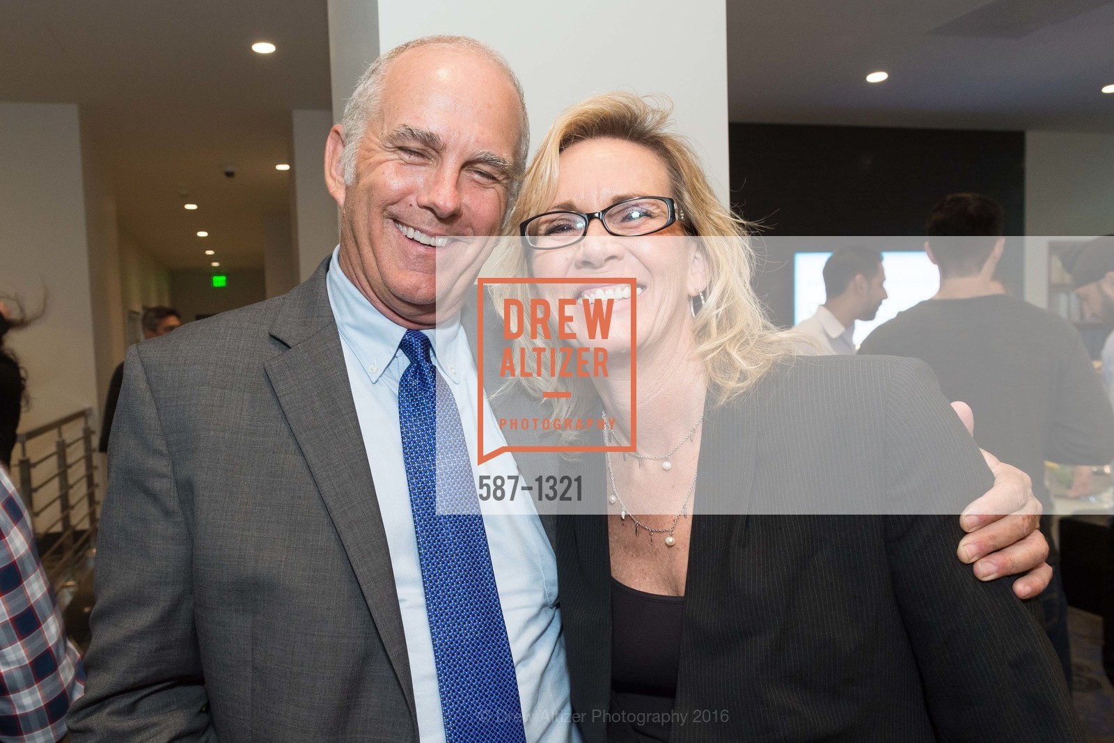Brian Kent, Patty Spainhower, Solaire Grand Opening Party, 299 Fremont Street, SF, CA 94105, July 27th, 2016, Photo #587-1321 Brian Kent, Patty Spainhower, Photo #587-1321