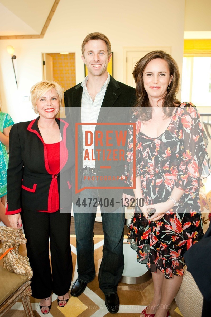 Anna Boucher, Josh Fisher, Tara Boucher, Cocktail Reception Benefitting ETHOS GREEN ENERGY ASSET FINANCE, US, July 15th, 2009, Photo #4472404-13210 Anna Boucher, Josh Fisher, Tara Boucher, Photo #4472404-13210