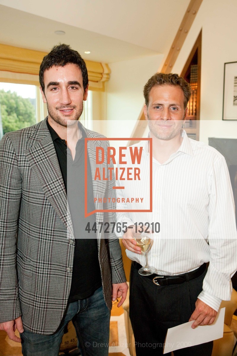 Gabriel Stern, Eric Holter, Cocktail Reception Benefitting ETHOS GREEN ENERGY ASSET FINANCE, US, July 15th, 2009, Photo #4472765-13210 Gabriel Stern, Eric Holter, Photo #4472765-13210