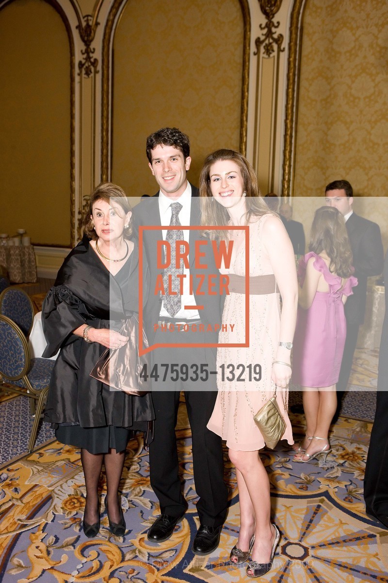 Diane Felchlin, Wyatt Millar, Lindsay Millar, Glitter Ball 2009, US, March 29th, 2009, Photo #4475935-13219 Diane Felchlin, Wyatt Millar, Lindsay Millar, Photo #4475935-13219