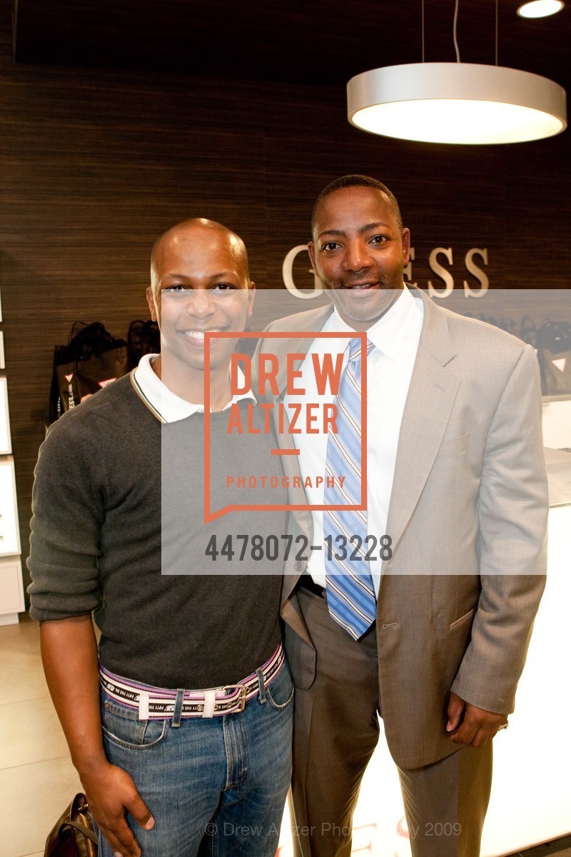 Shaun Saunders, Waukeen McCoy, GUESS And GQ MAGAZINE Cocktails to Benefit KIDS ON THE MOVE, US, October 16th, 2009, Photo #4478072-13228 Shaun Saunders, Waukeen McCoy, Photo #4478072-13228