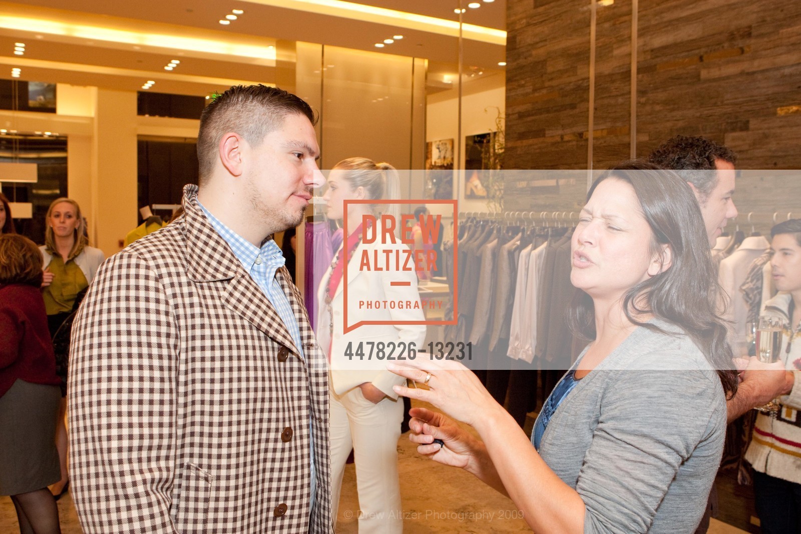 Peter Colon, Jenny Baie, Max Mara Reopening, US, February 14th, 2009, Photo #4478226-13231 Peter Colon, Jenny Baie, Photo #4478226-13231
