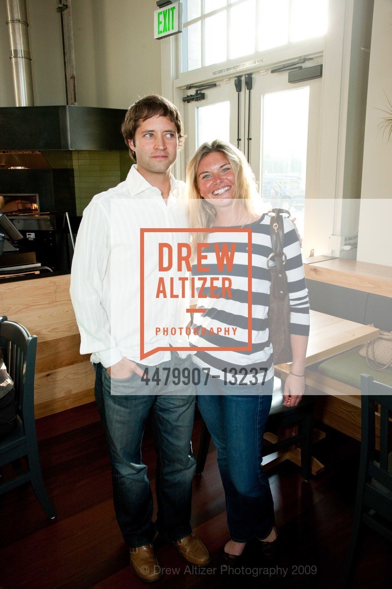 Matthew Guelke, Katherine Mathis, Photo #4479907-13237