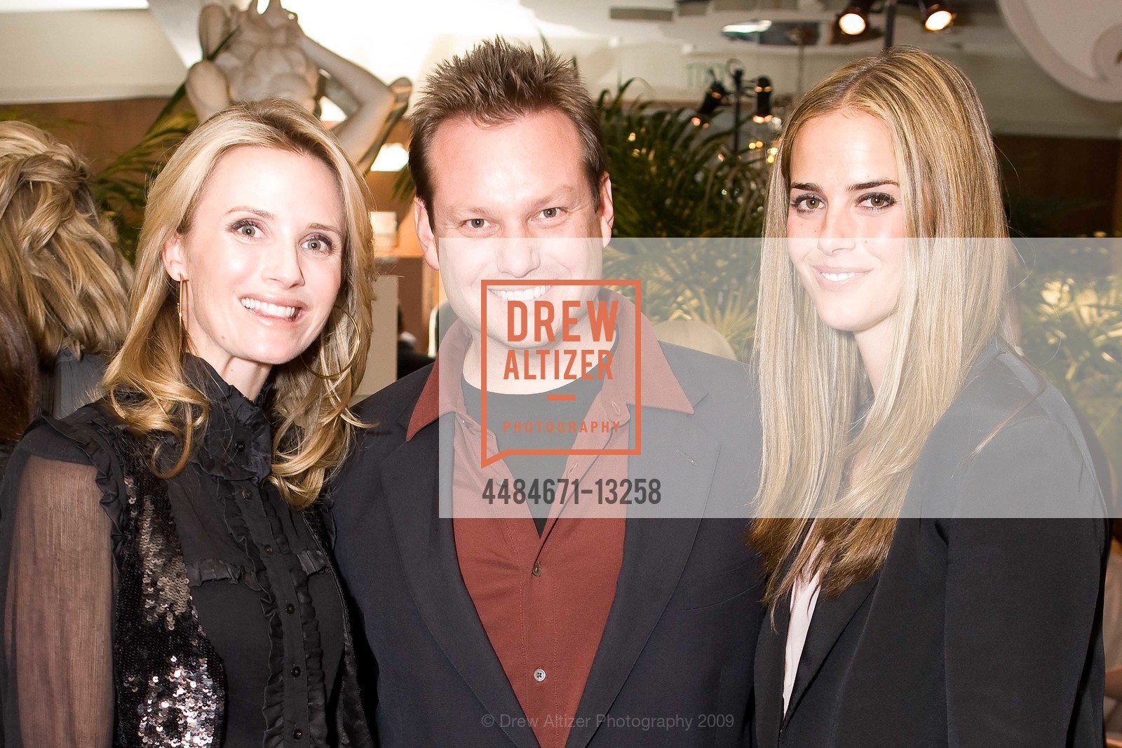 Jennifer Siebel Newsom, Peter Ragone, Melissa Siebel, 2009 TIPPING POINT Gala Hosted by Bimbo's 365, US, May 8th, 2009, Photo #4484671-13258 Jennifer Siebel Newsom, Peter Ragone, Melissa Siebel, Photo #4484671-13258