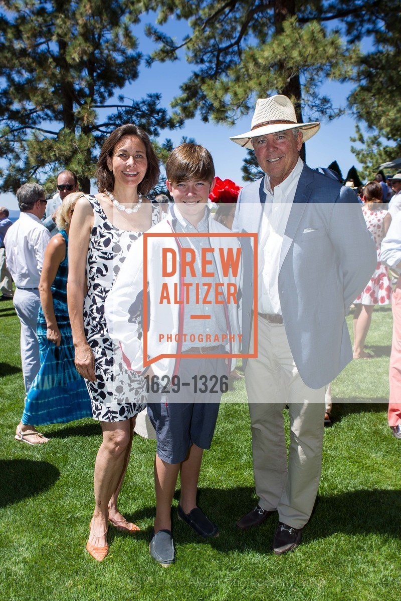 Loreen Jackson, Seth Jackson, Dana Jackson, The League to Save Lake Tahoe & Saks Fifth Avenue's Oscar de la Renta Fashion Show 2016, Private Residence, August 6th, 2016, Photo #1629-1326 Loreen Jackson, Seth Jackson, Dana Jackson, Photo #1629-1326