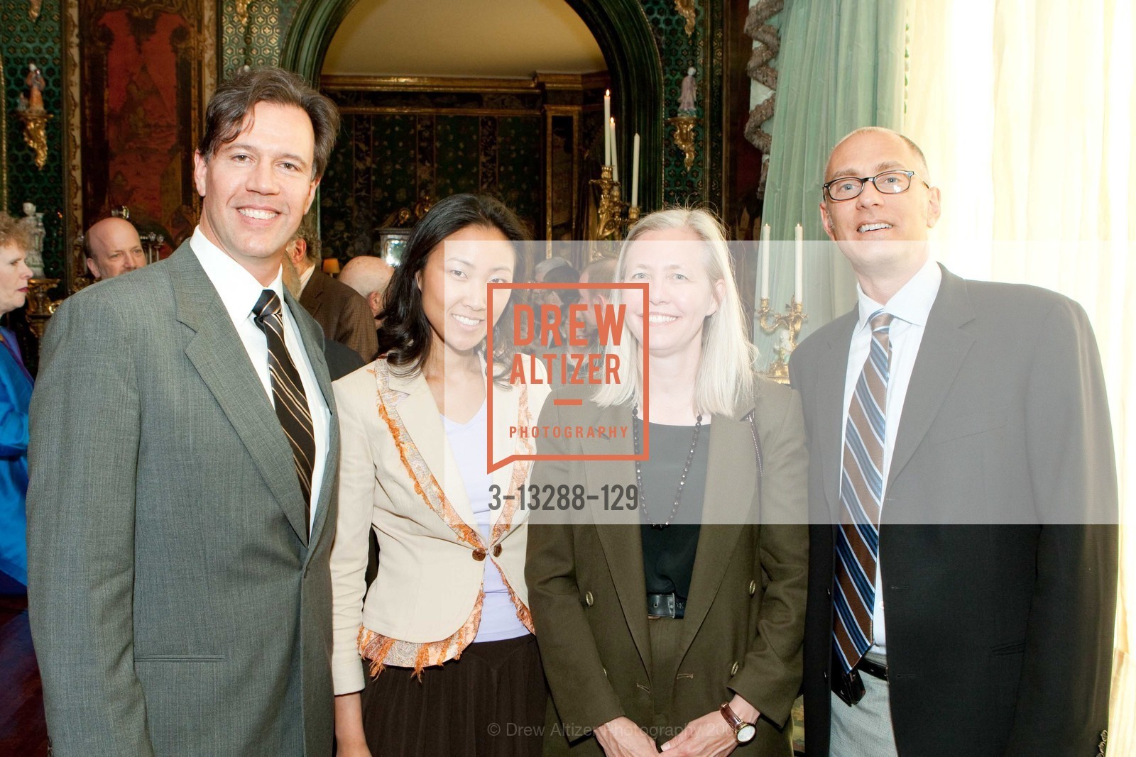 Mike Farr, Miryung Song, Nan Keeton, Alan Brown, Ann and Gordon Getty Host San Francisco Classical Voice, US, May 27th, 2009, Photo #3-13288-129 Mike Farr, Miryung Song, Nan Keeton, Alan Brown, Photo #3-13288-129