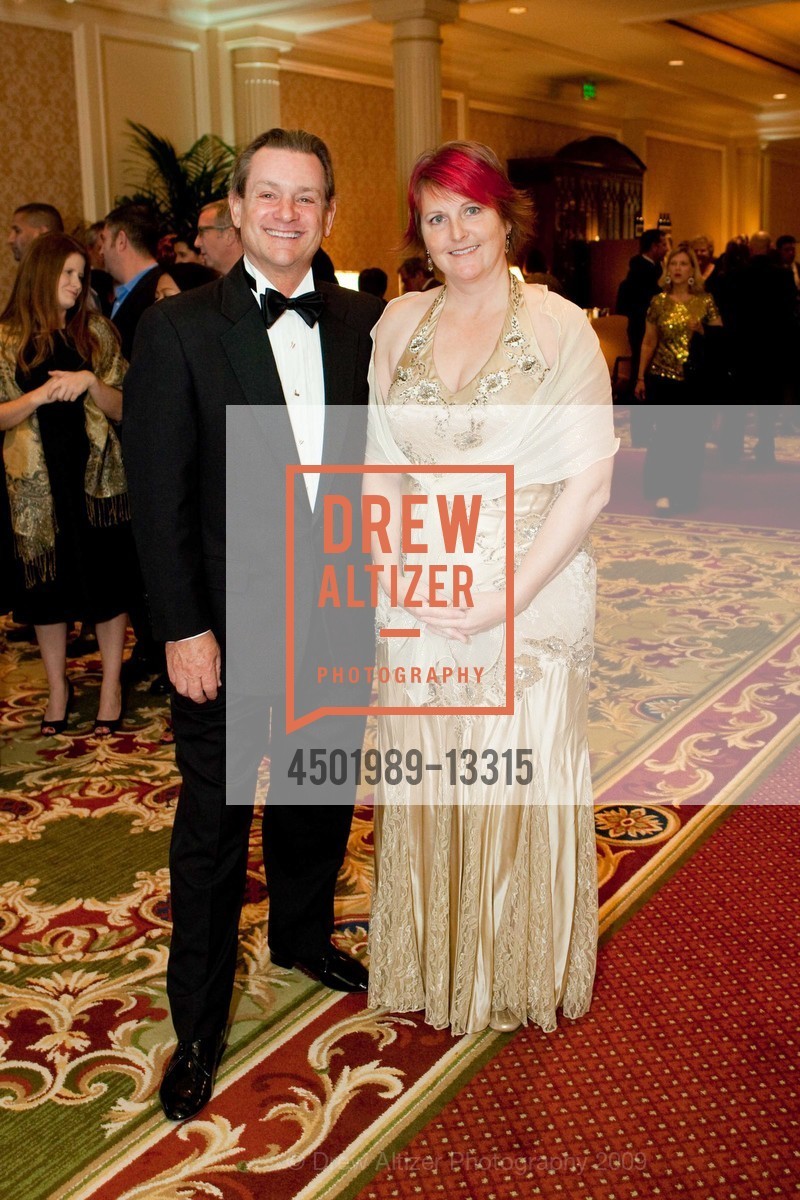 Lincoln Shaw, Gina Sanfilippo, The MARINE MAMMAL CENTER GALA at the Ritz Carlton, US, October 16th, 2009, Photo #4501989-13315 Lincoln Shaw, Gina Sanfilippo, Photo #4501989-13315
