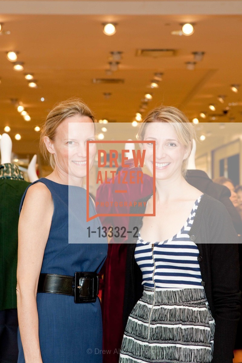 Marcy Carmack, Haley Atkin, Aquilano and Rimondi Personal Appearance at Neiman Marcus, US, November 13th, 2009, Photo #1-13332-2 Marcy Carmack, Haley Atkin, Photo #1-13332-2