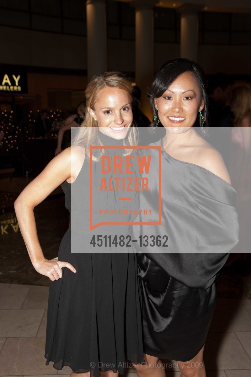 Erika Lodge, Liz Brusca, SPINSTERS of SAN FRANCISCO Patrons Reception Benefitting City of Dreams, US, April 28th, 2009, Photo #4511482-13362 Erika Lodge, Liz Brusca, Photo #4511482-13362
