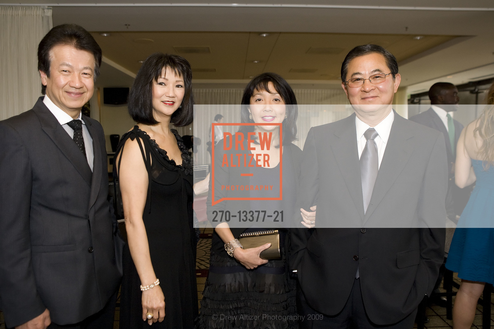 Louie Lau, Michelle Louie, Gail Lau, Glen Lau, DANCING WITH THE STARS VIP Reception, US, May 31st, 2009, Photo #270-13377-21 Louie Lau, Michelle Louie, Gail Lau, Glen Lau, Photo #270-13377-21